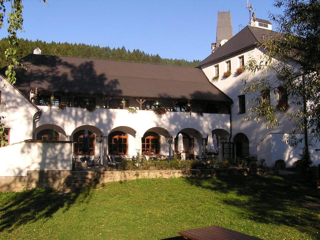 Hotel Ruze Rožmberk nad Vltavou Dış mekan fotoğraf